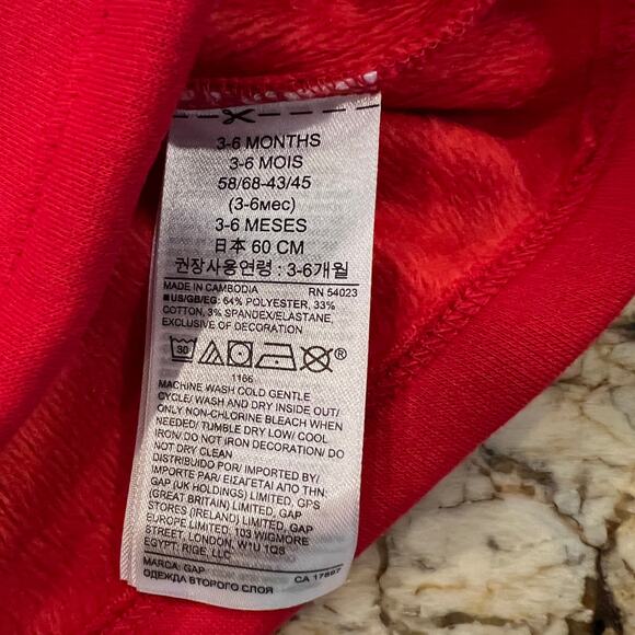 NWT GAP Baby Red W/Cozy Pocket Deer Applique Top & Red Dot Leggings - SIZE 3-6M - Picture 11 of 11